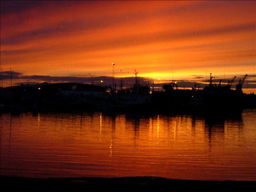 Tramonto in un fiordo Islandese